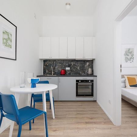 2 Bedroom Apartment - Dluga 65 Krakkó Kültér fotó